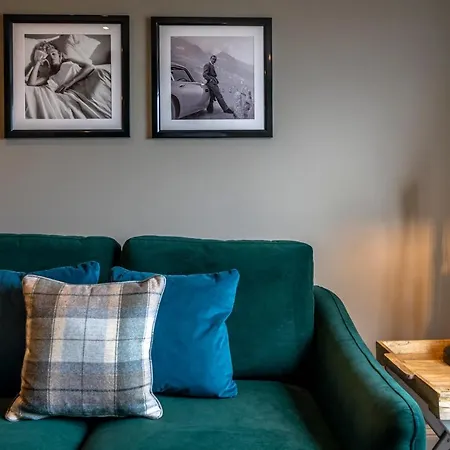 아파트 The Loft At Dukes Townhouse *